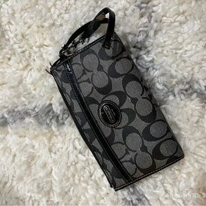 Coach Monogram Black and Gray Wristlet